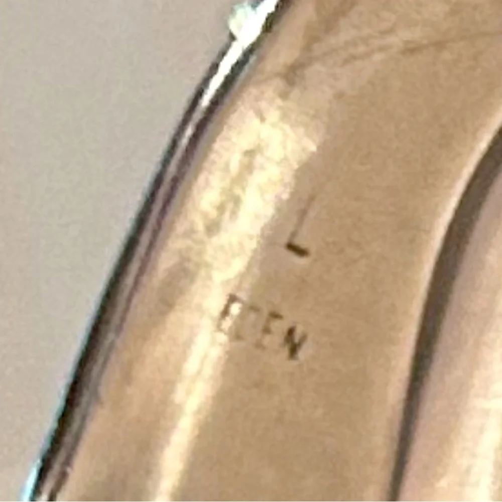 Silver Fish Design Bracelet - Picture 4 of 9